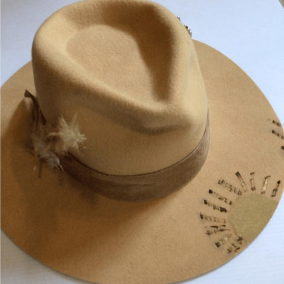NEW! WyethXRuxpinsrags The Sunseeker rancher main image 7